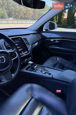 Позашляховик / Кросовер Volvo XC90 2019 в  фото 8 Позашляховик / Кросовер Volvo XC90 2019 в