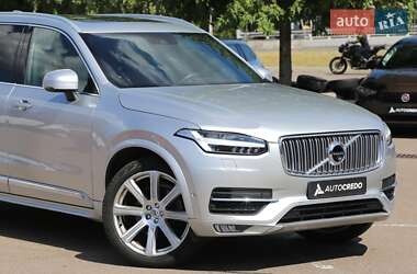 Внедорожник / Кроссовер Volvo XC90 2017 в 
