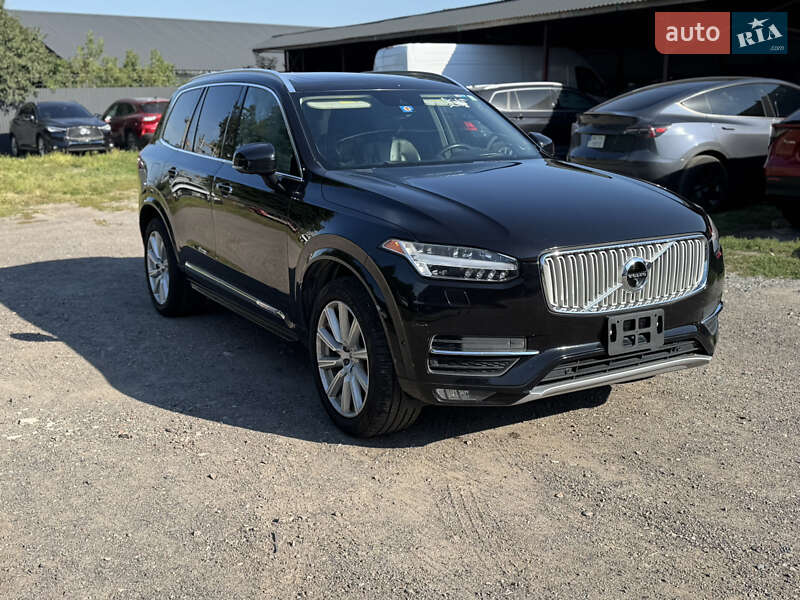 Volvo XC90 2016