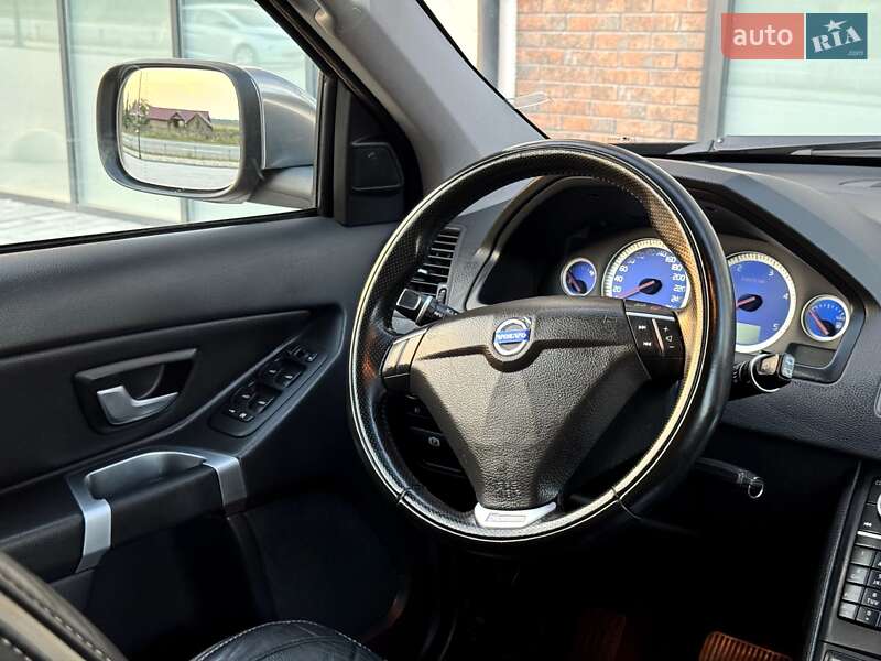 Внедорожник / Кроссовер Volvo XC90 2011 в Тернополе