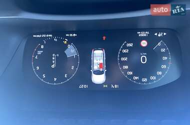 Внедорожник / Кроссовер Volvo XC90 2019 в 