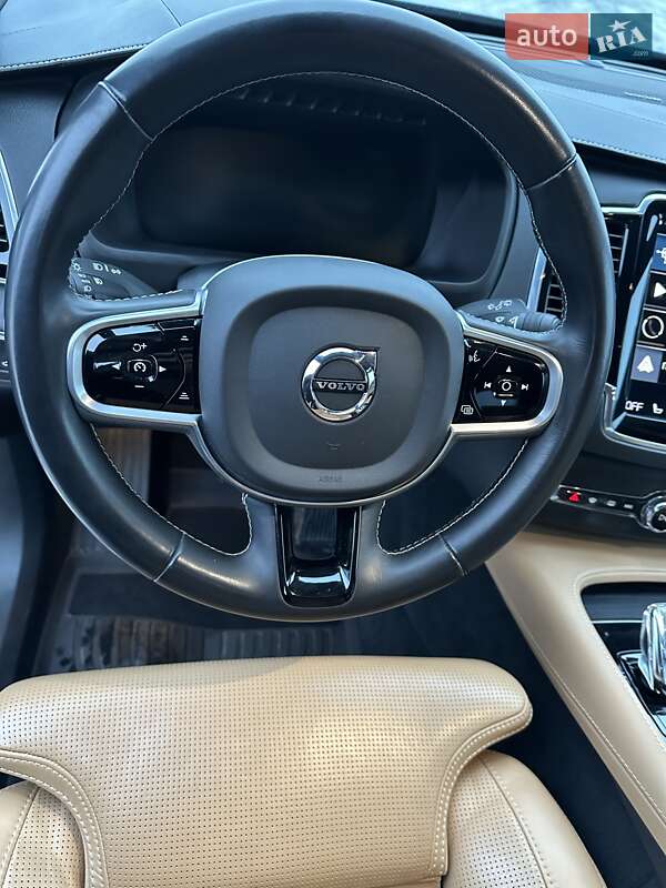 Внедорожник / Кроссовер Volvo XC90 2019 в Киеве фото 11 Внедорожник / Кроссовер Volvo XC90 2019 в Киеве