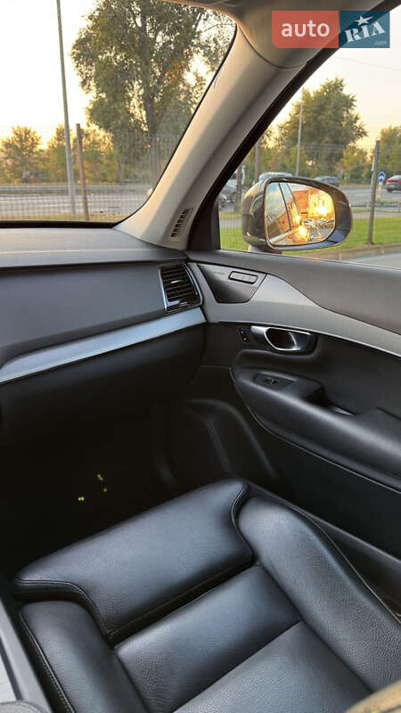 Внедорожник / Кроссовер Volvo XC90 2020 в Киеве