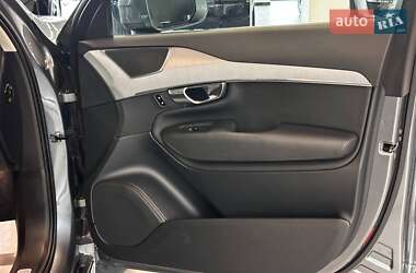 Внедорожник / Кроссовер Volvo XC90 2019 в 