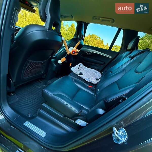 Внедорожник / Кроссовер Volvo XC90 2019 в Александрие