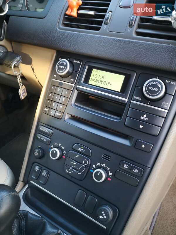Внедорожник / Кроссовер Volvo XC90 2007 в Хусте