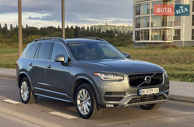 Внедорожник / Кроссовер Volvo XC90 2019 в 