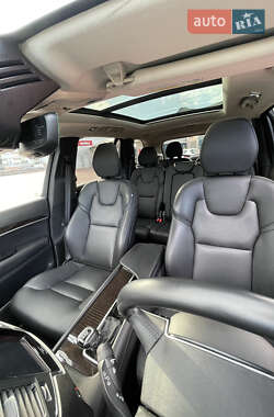 Внедорожник / Кроссовер Volvo XC90 2019 в 