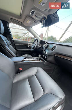 Внедорожник / Кроссовер Volvo XC90 2019 в 