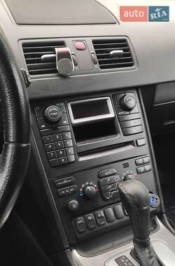 Внедорожник / Кроссовер Volvo XC90 2005 в 