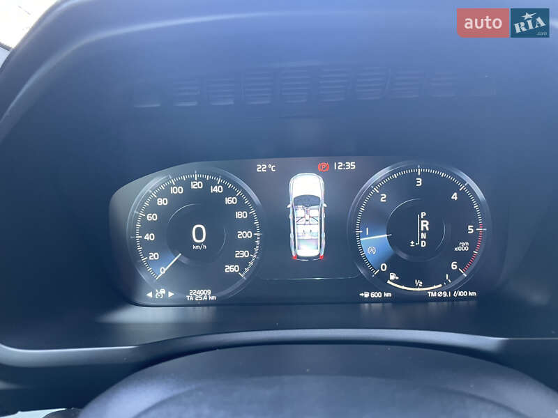 Внедорожник / Кроссовер Volvo XC90 2016 в Днепре фото 19 Внедорожник / Кроссовер Volvo XC90 2016 в Днепре