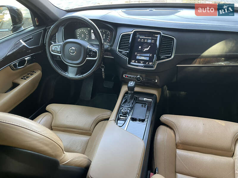 Внедорожник / Кроссовер Volvo XC90 2016 в Днепре фото 27 Внедорожник / Кроссовер Volvo XC90 2016 в Днепре