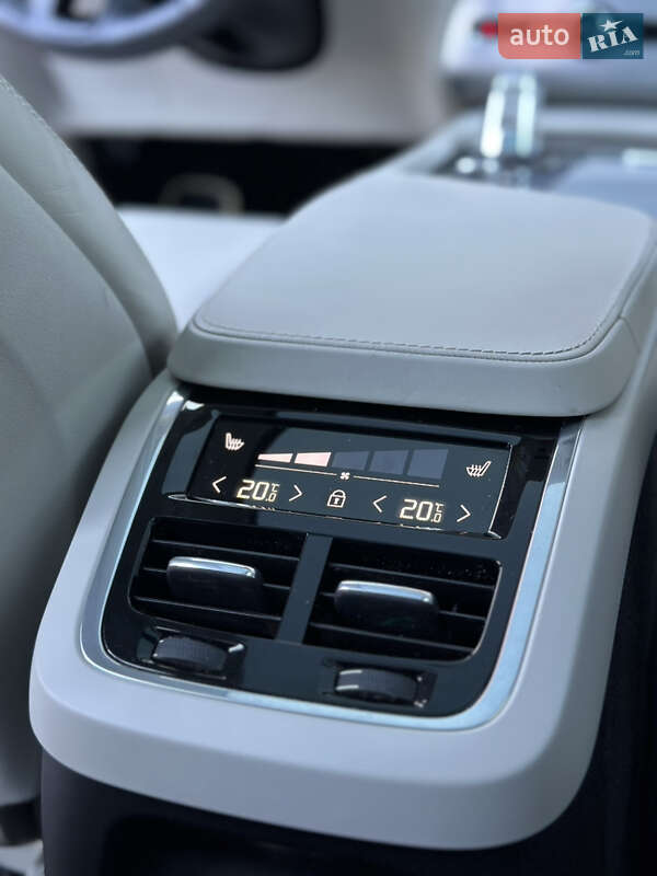 Внедорожник / Кроссовер Volvo XC90 2019 в Ровно фото 40 Внедорожник / Кроссовер Volvo XC90 2019 в Ровно