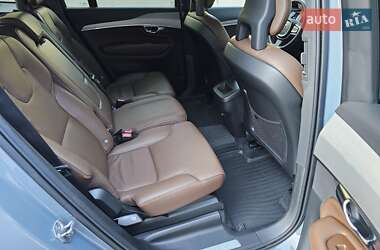 Внедорожник / Кроссовер Volvo XC90 2019 в 