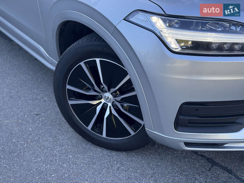 Внедорожник / Кроссовер Volvo XC90 2021 в Киеве