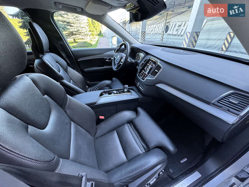 Внедорожник / Кроссовер Volvo XC90 2021 в Киеве