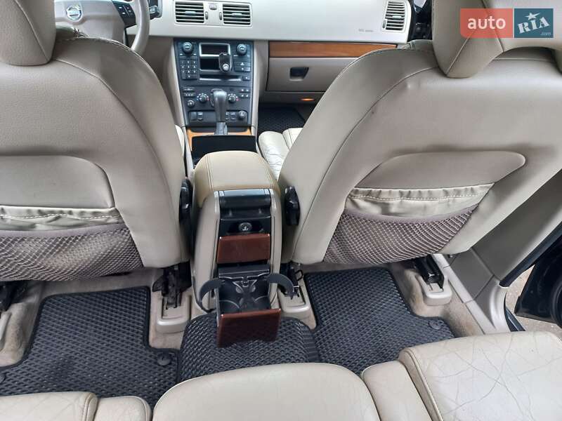 Внедорожник / Кроссовер Volvo XC90 2004 в Киеве фото 21 Внедорожник / Кроссовер Volvo XC90 2004 в Киеве