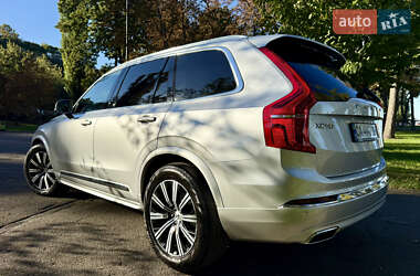 Позашляховик / Кросовер Volvo XC90 2019 в  фото 14 Позашляховик / Кросовер Volvo XC90 2019 в