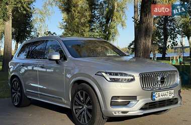 Позашляховик / Кросовер Volvo XC90 2019 в  фото 24 Позашляховик / Кросовер Volvo XC90 2019 в