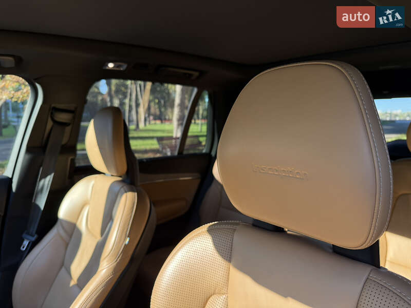 Внедорожник / Кроссовер Volvo XC90 2019 в Киеве фото 39 Внедорожник / Кроссовер Volvo XC90 2019 в Киеве
