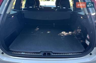 Позашляховик / Кросовер Volvo XC90 2019 в 