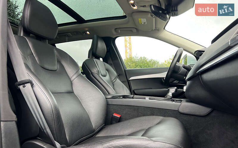Внедорожник / Кроссовер Volvo XC90 2017 в Львове