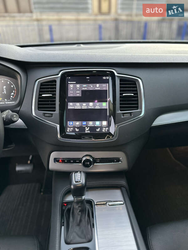Внедорожник / Кроссовер Volvo XC90 2016 в Тернополе
