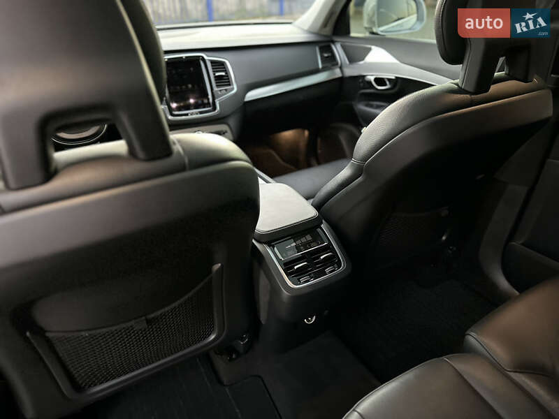 Внедорожник / Кроссовер Volvo XC90 2016 в Тернополе