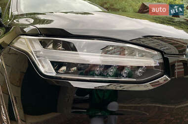 Внедорожник / Кроссовер Volvo XC90 2023 в 