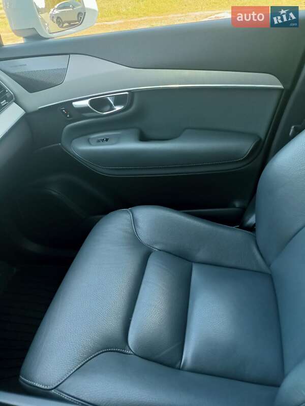 Внедорожник / Кроссовер Volvo XC90 2019 в Полтаве