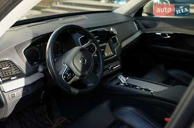 Позашляховик / Кросовер Volvo XC90 2020 в 