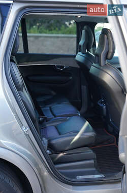 Позашляховик / Кросовер Volvo XC90 2020 в 