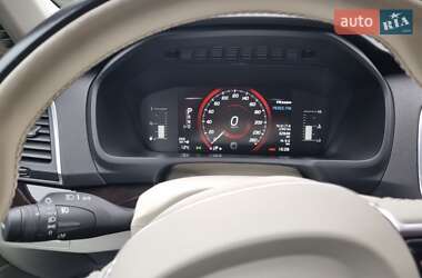 Внедорожник / Кроссовер Volvo XC90 2019 в 