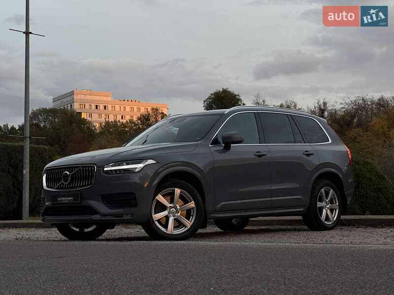 Volvo XC90 2019