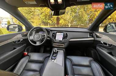 Внедорожник / Кроссовер Volvo XC90 2022 в 