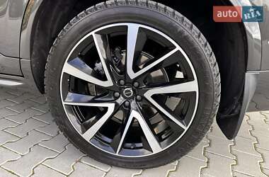 Внедорожник / Кроссовер Volvo XC90 2022 в 