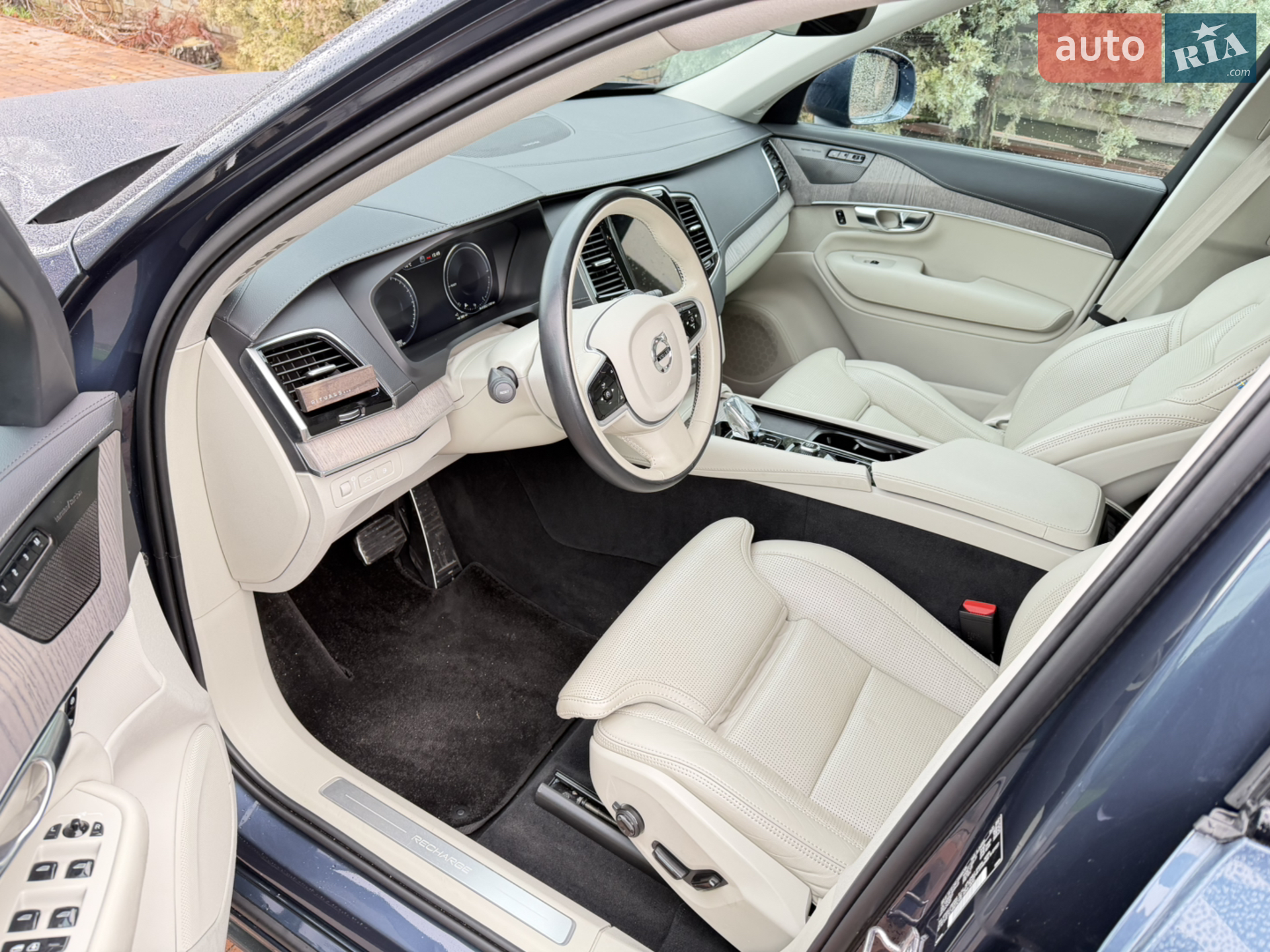 2021 Volvo XC90 - мініатюра 8
