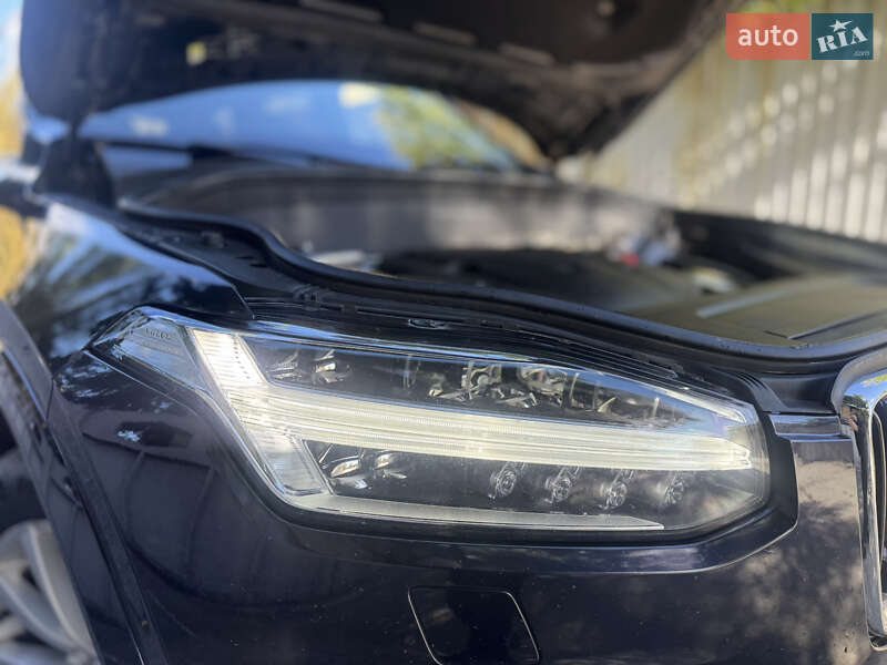 Внедорожник / Кроссовер Volvo XC90 2015 в Киеве