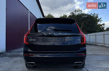Внедорожник / Кроссовер Volvo XC90 2021 в 