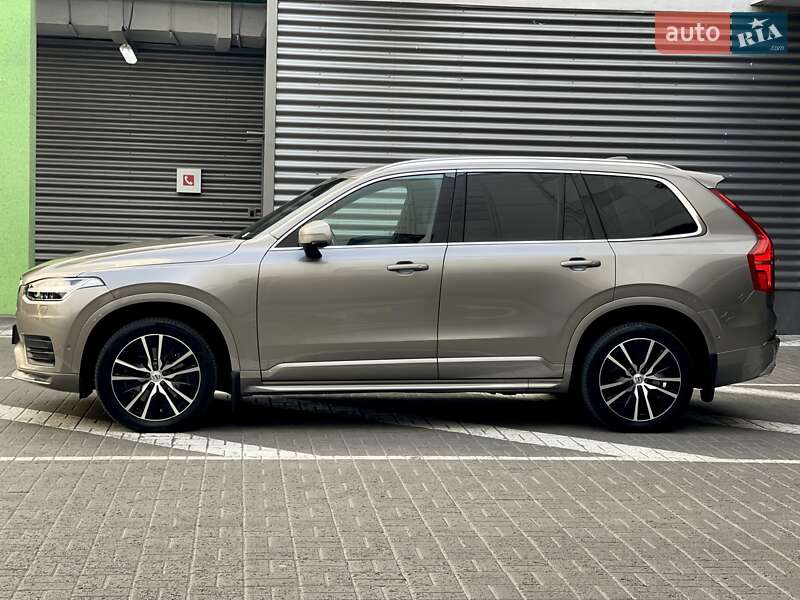 Внедорожник / Кроссовер Volvo XC90 2020 в Киеве