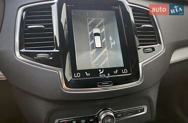 Позашляховик / Кросовер Volvo XC90 2020 в  фото 37 Позашляховик / Кросовер Volvo XC90 2020 в