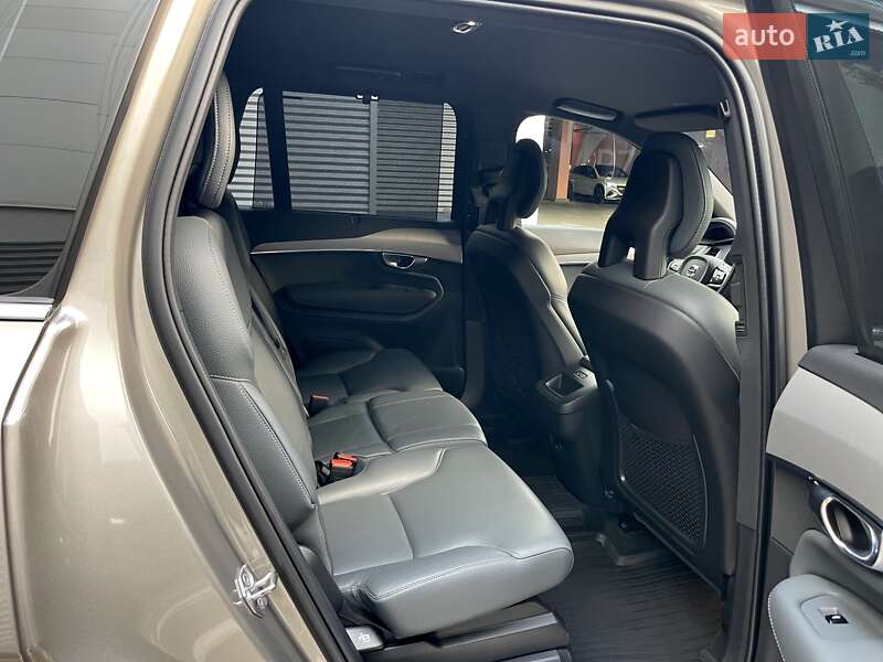 Внедорожник / Кроссовер Volvo XC90 2020 в Киеве