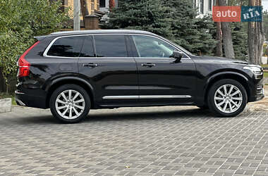 Внедорожник / Кроссовер Volvo XC90 2015 в 