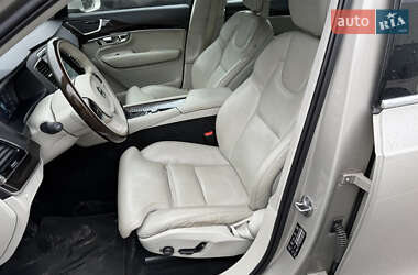 Внедорожник / Кроссовер Volvo XC90 2016 в 
