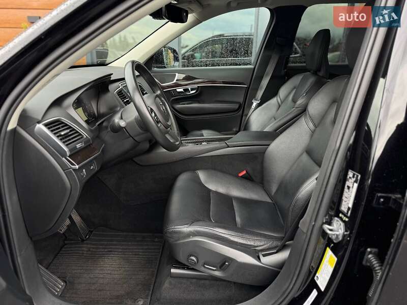 Внедорожник / Кроссовер Volvo XC90 2019 в Ровно