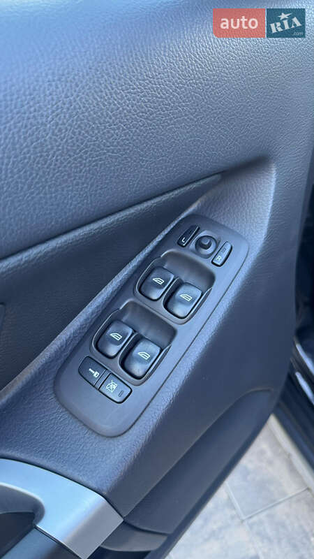 Позашляховик / Кросовер Volvo XC90 2011 в Луцьку