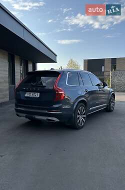 Позашляховик / Кросовер Volvo XC90 2019 в 