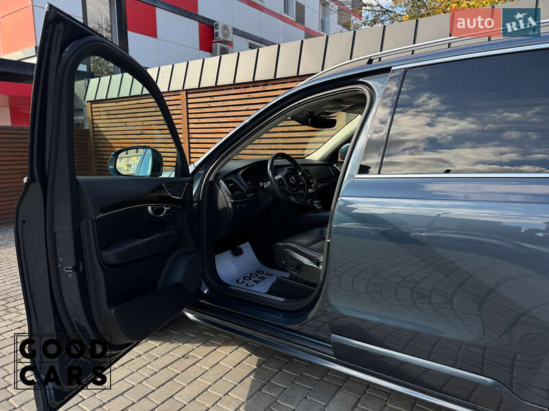 Позашляховик / Кросовер Volvo XC90 2017 в Одесі фото 21 Позашляховик / Кросовер Volvo XC90 2017 в Одесі