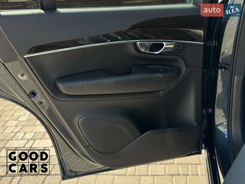 Позашляховик / Кросовер Volvo XC90 2017 в Одесі фото 25 Позашляховик / Кросовер Volvo XC90 2017 в Одесі