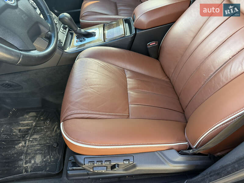 Внедорожник / Кроссовер Volvo XC90 2011 в Стрые